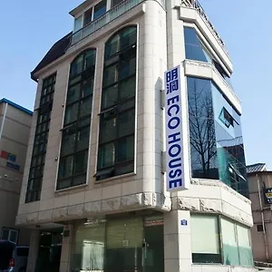2* Gasthof Myeongdong Ecohouse